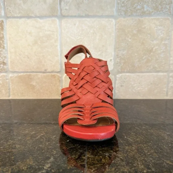 Clarks Red Woven Sandals - Picture 2 of 14